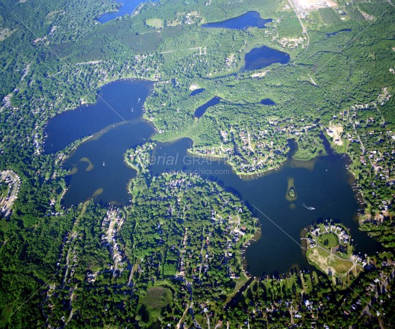 Commerce Lakes, North & South in Oakland County, Michigan